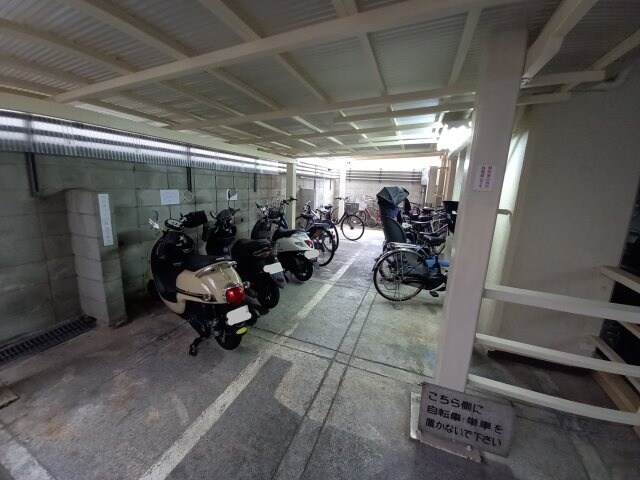 香里カーサヒルの物件外観写真