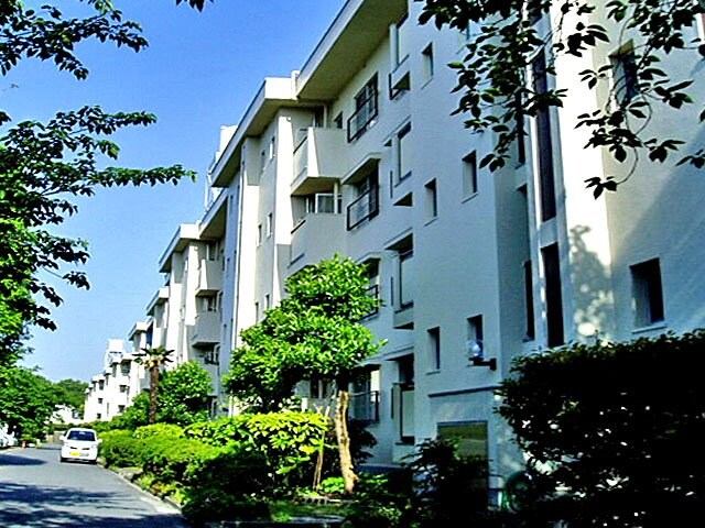 香里三井団地Ａ８５棟の物件外観写真