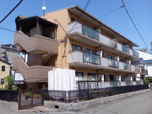 川口マンションの物件外観写真