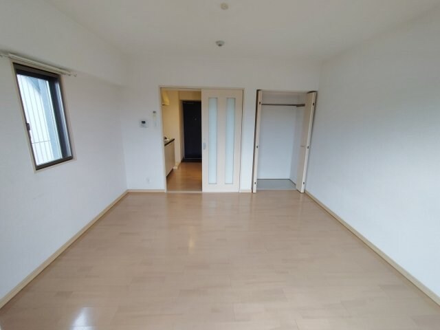 セラフィコート枚方の物件内観写真