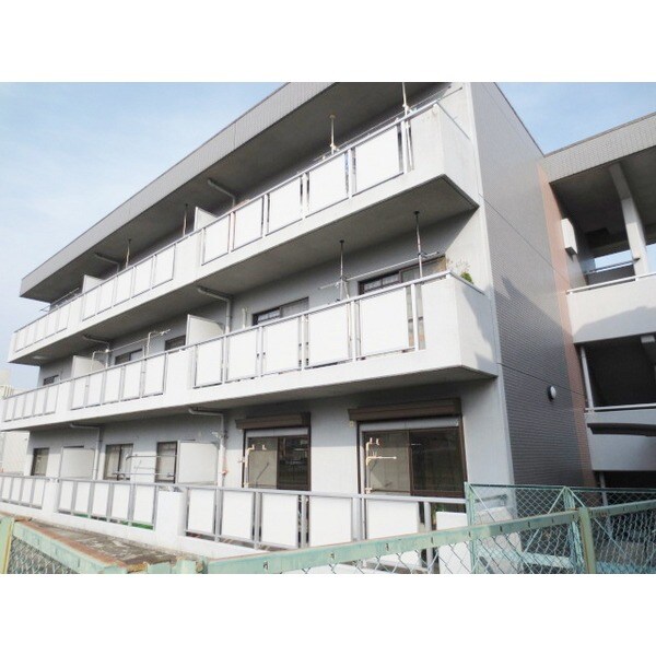 フリーディオ山之上の物件外観写真