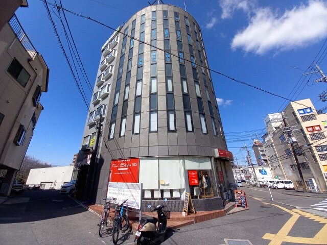 マンションベガの物件外観写真