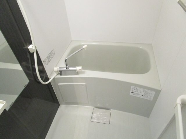 モダンアパートメント枚方三矢町の物件内観写真