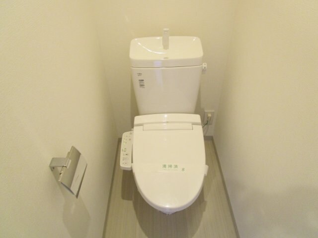 モダンアパートメント枚方三矢町の物件内観写真