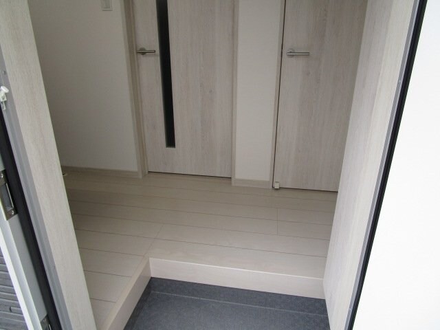 モダンアパートメント枚方三矢町の物件内観写真