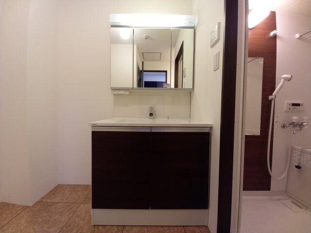 レオンズビルの物件内観写真