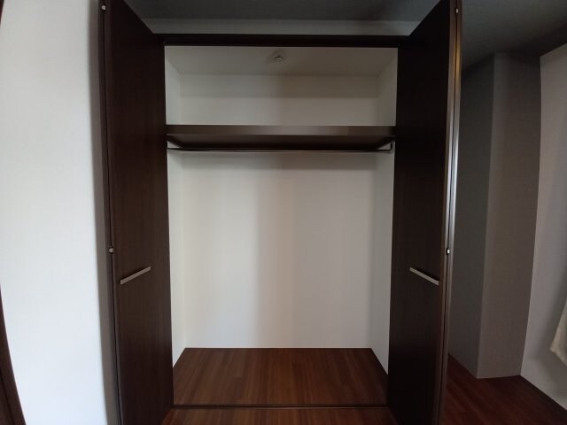 レオンズビルの物件内観写真