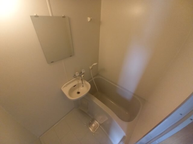 サニーカーサの物件内観写真