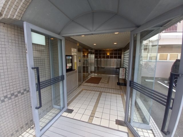 ホーユウパレス寝屋川の物件外観写真