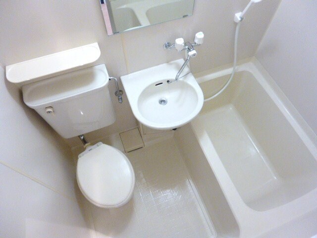 メゾンエイコー寝屋川Ａ棟の物件内観写真