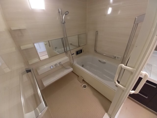 グランパティオ枚方の物件内観写真