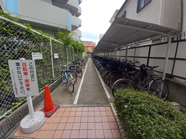 グランパティオ枚方の物件外観写真