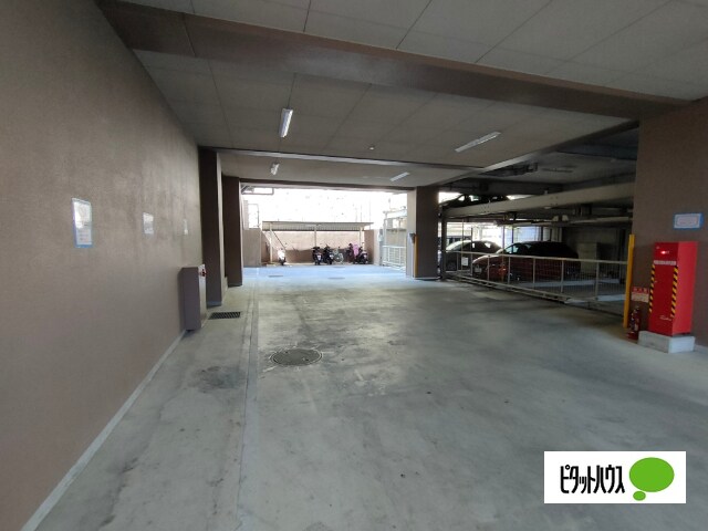 サンメゾン香里成田西町の物件外観写真