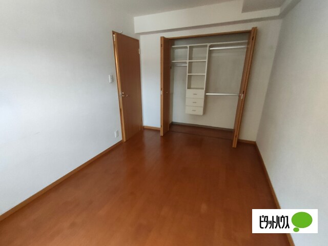 サンメゾン香里成田西町の物件内観写真