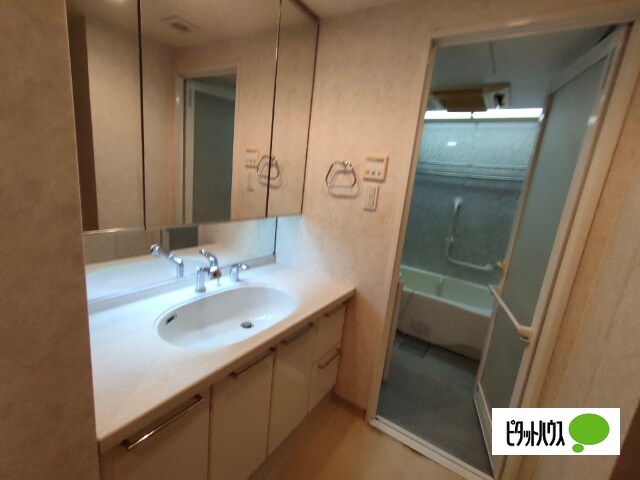 サンメゾン香里成田西町の物件内観写真