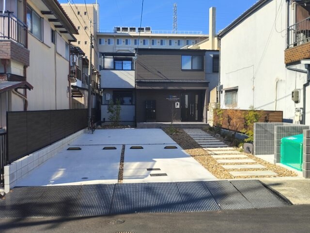 シュシュクズハアサヒの物件外観写真