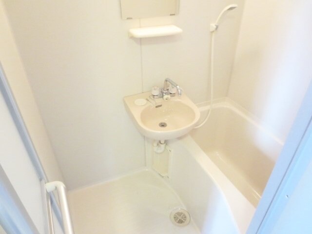 レフティー岡東の物件内観写真