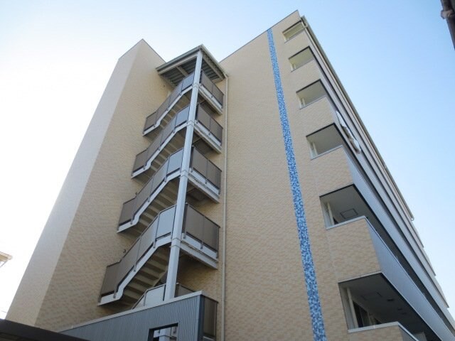 グランパシフィック萱島の物件外観写真