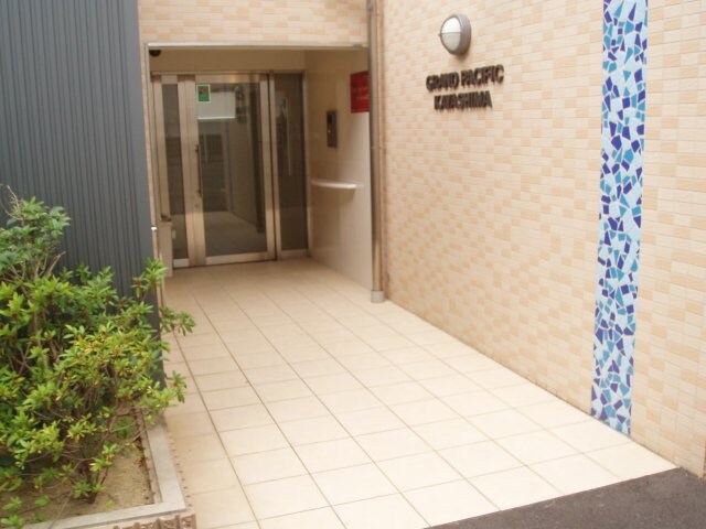 グランパシフィック萱島の物件外観写真