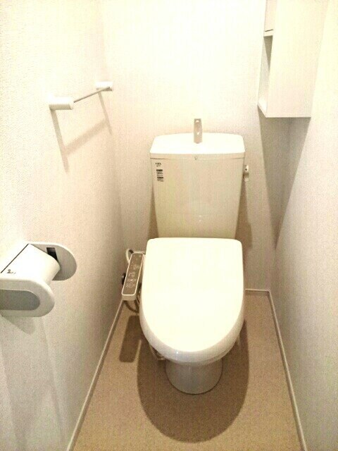 エテルネル　プリュネの物件内観写真