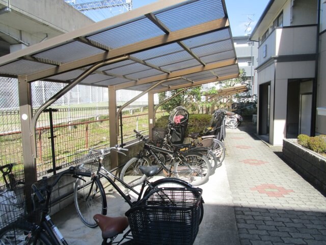 ハイツ野村N棟の物件外観写真