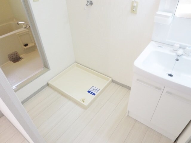 ハイツ野村N棟の物件内観写真