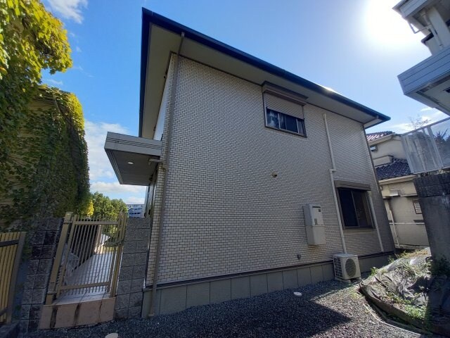 ゼフィランサスの物件外観写真