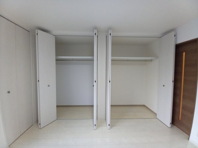 グランドソレイユ香里園の物件内観写真