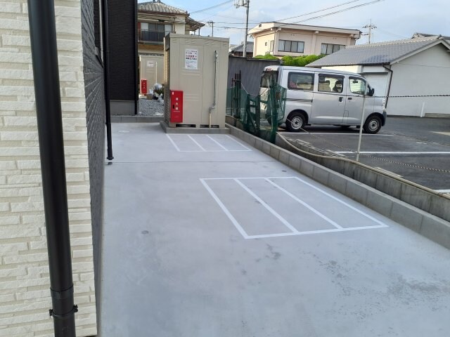 アッサンブレの物件外観写真