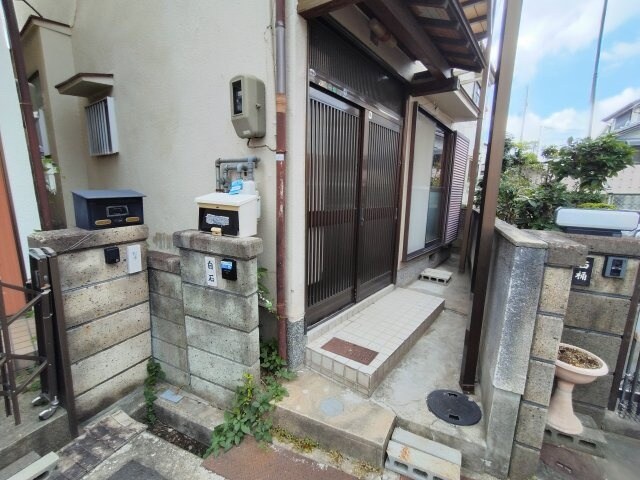 寝屋川公園駅 徒歩6分 1階の物件外観写真