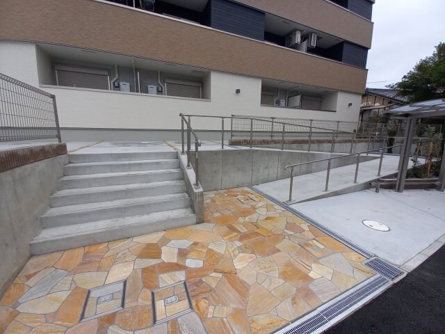 ウィステリア・テラスの物件外観写真