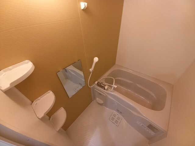 ウィステリア・テラスの物件内観写真