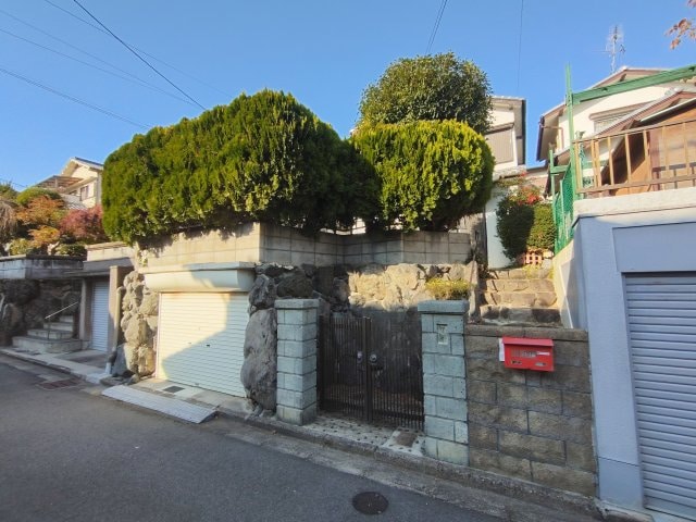 津田駅 バス10分  上渡場橋下車：停歩9分 1階の物件外観写真