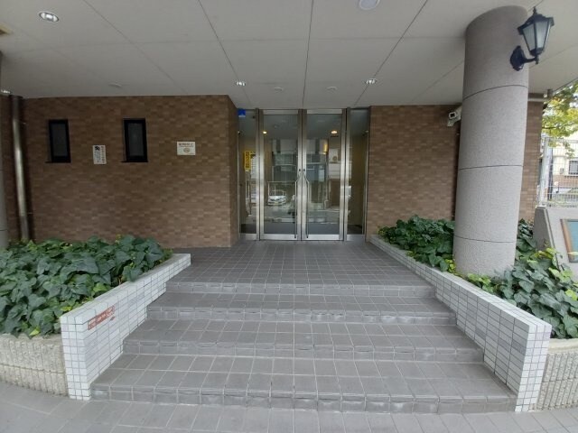 ライオンズマンション楠葉野田の物件外観写真