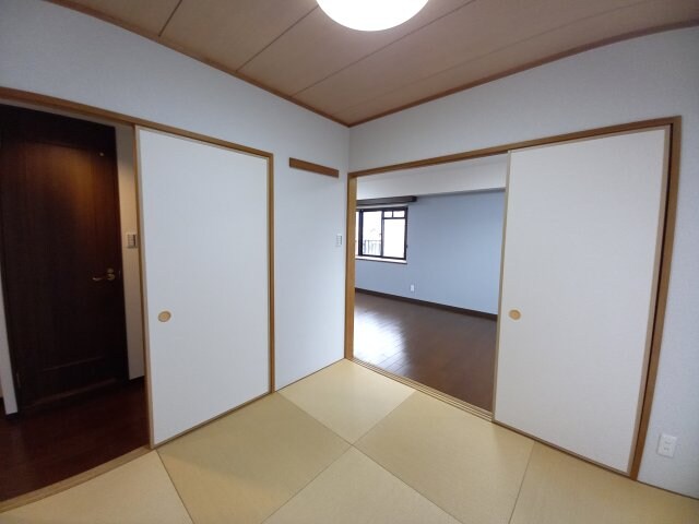 ライオンズマンション楠葉野田の物件内観写真