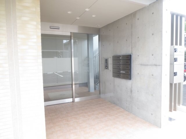 グランドール・モンシェリーの物件外観写真