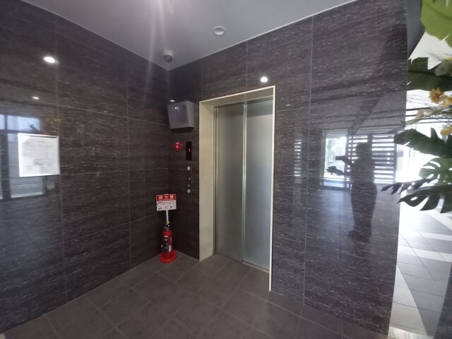 シェリロ香里園の物件外観写真