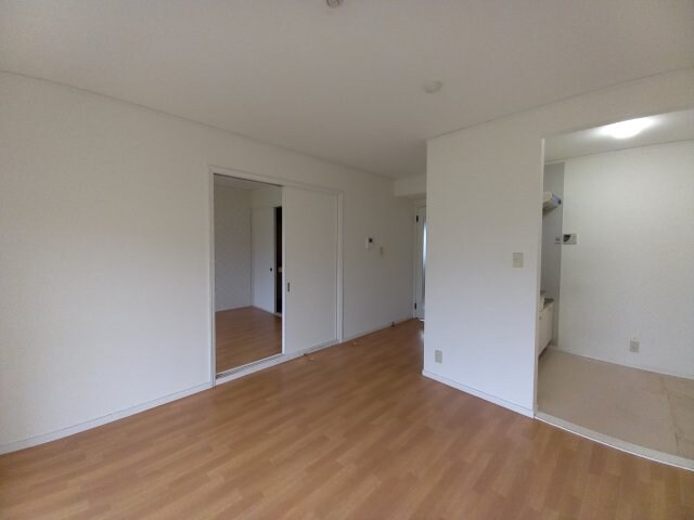 ヴェルデュール・ピノの物件内観写真