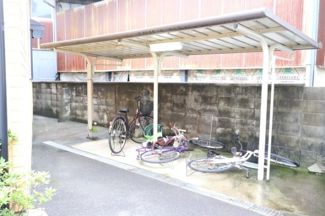 グランシャリオの物件外観写真