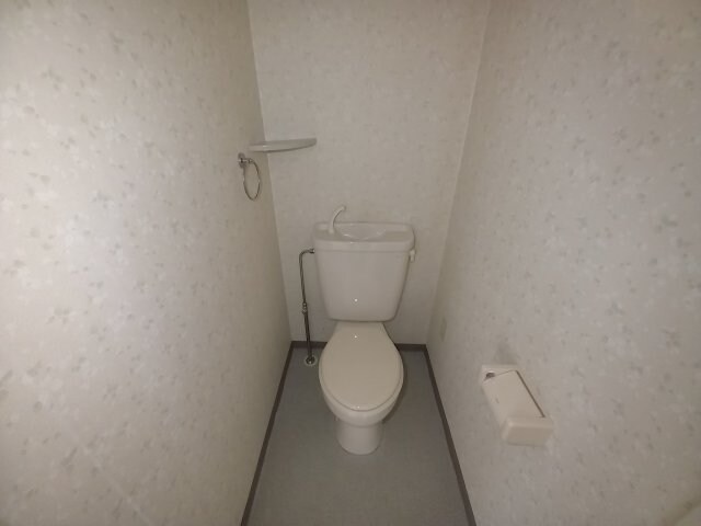 ラヴェニュー西牧野の物件内観写真