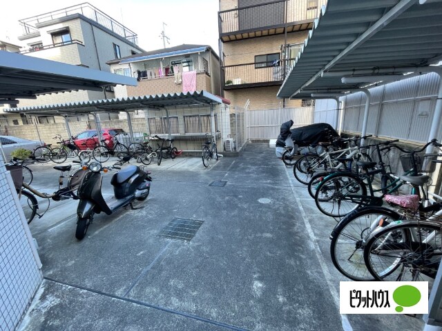 プレスタンス香里の物件外観写真