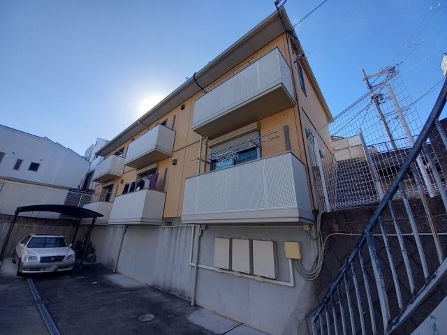 クリスタルビューハイツの物件外観写真