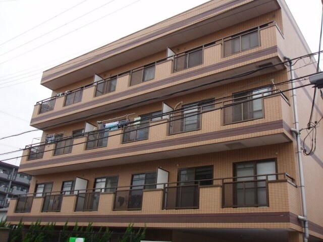 エストジャルダン西口の物件外観写真