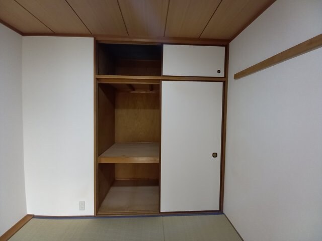 寝屋川サンハイツB棟の物件内観写真