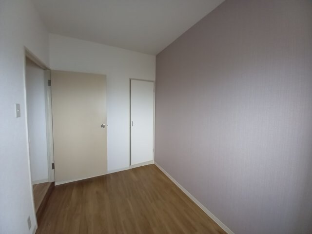 寝屋川サンハイツB棟の物件内観写真