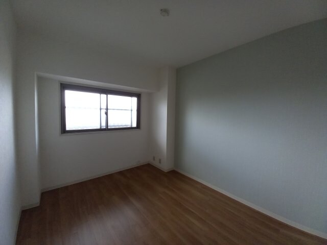 寝屋川サンハイツB棟の物件内観写真