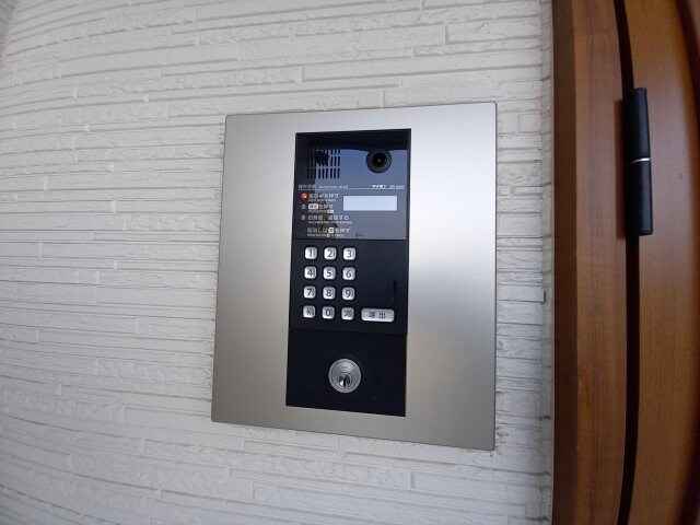 クリエオーレ藤阪元町の物件外観写真