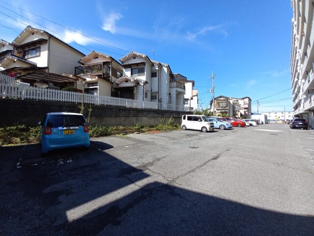 家具町ハイツの物件外観写真