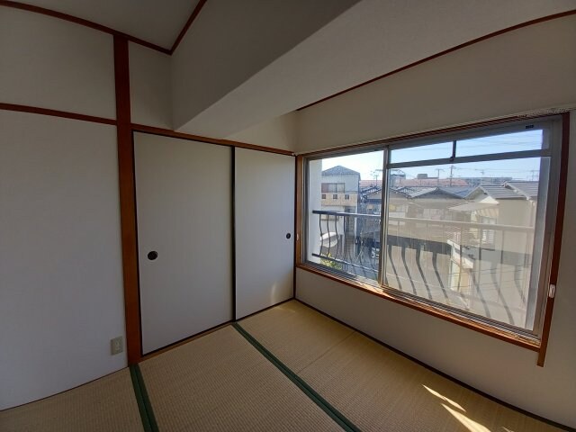 家具町ハイツの物件内観写真