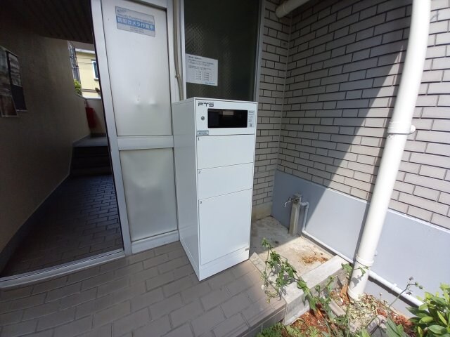 香里園ヒルズの物件外観写真